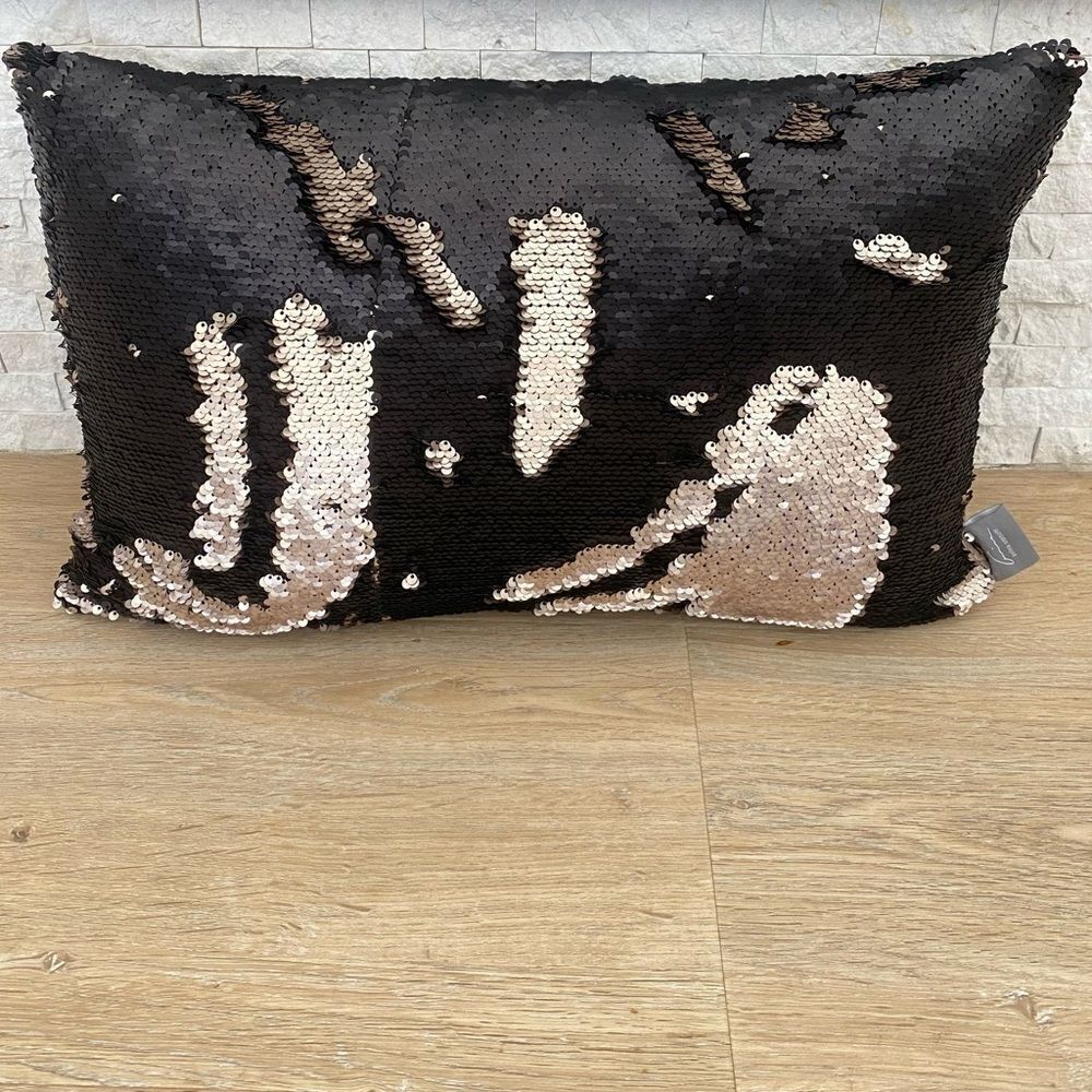 NWOT NEW Aviva Stanoff Black/Bronz Gold Sequin Accent Luxury Down Filled Pillow - Picture 5 of 9